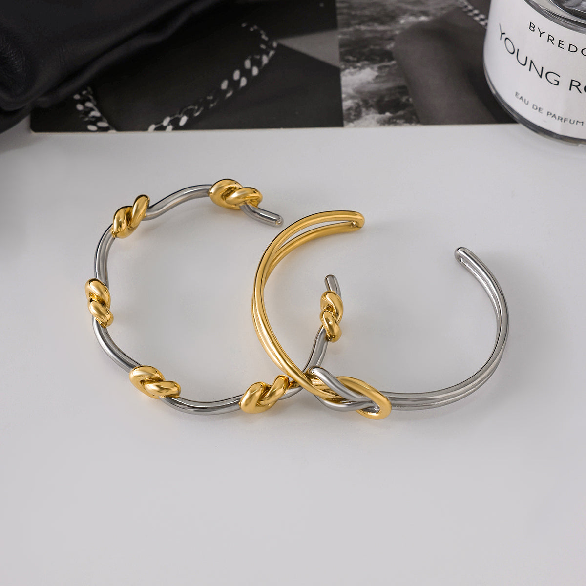 Eternity Knot Armreif