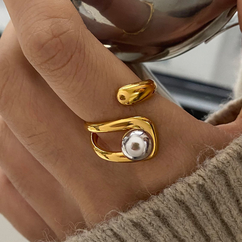 Orbit Pearl Ring