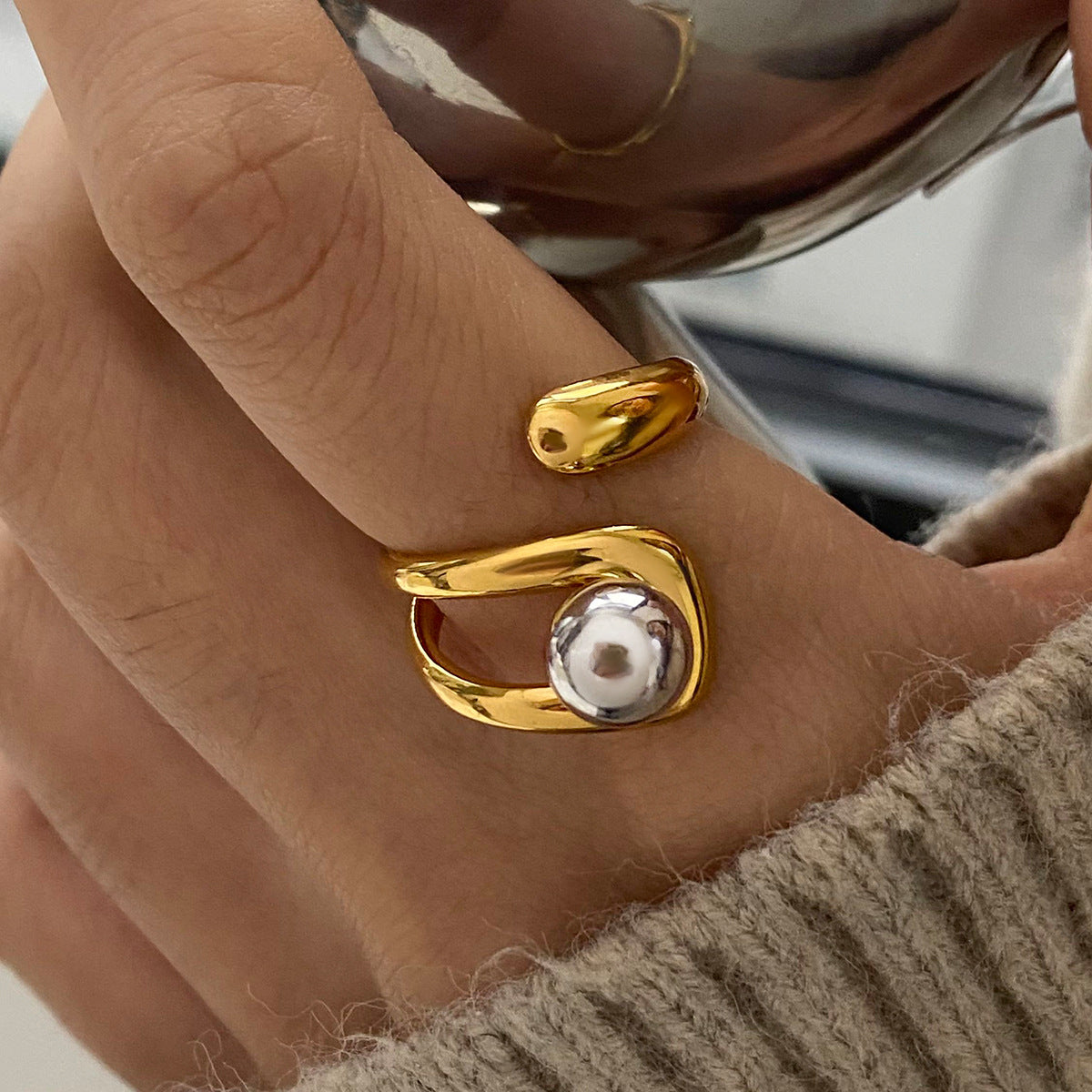 Orbit Pearl Ring